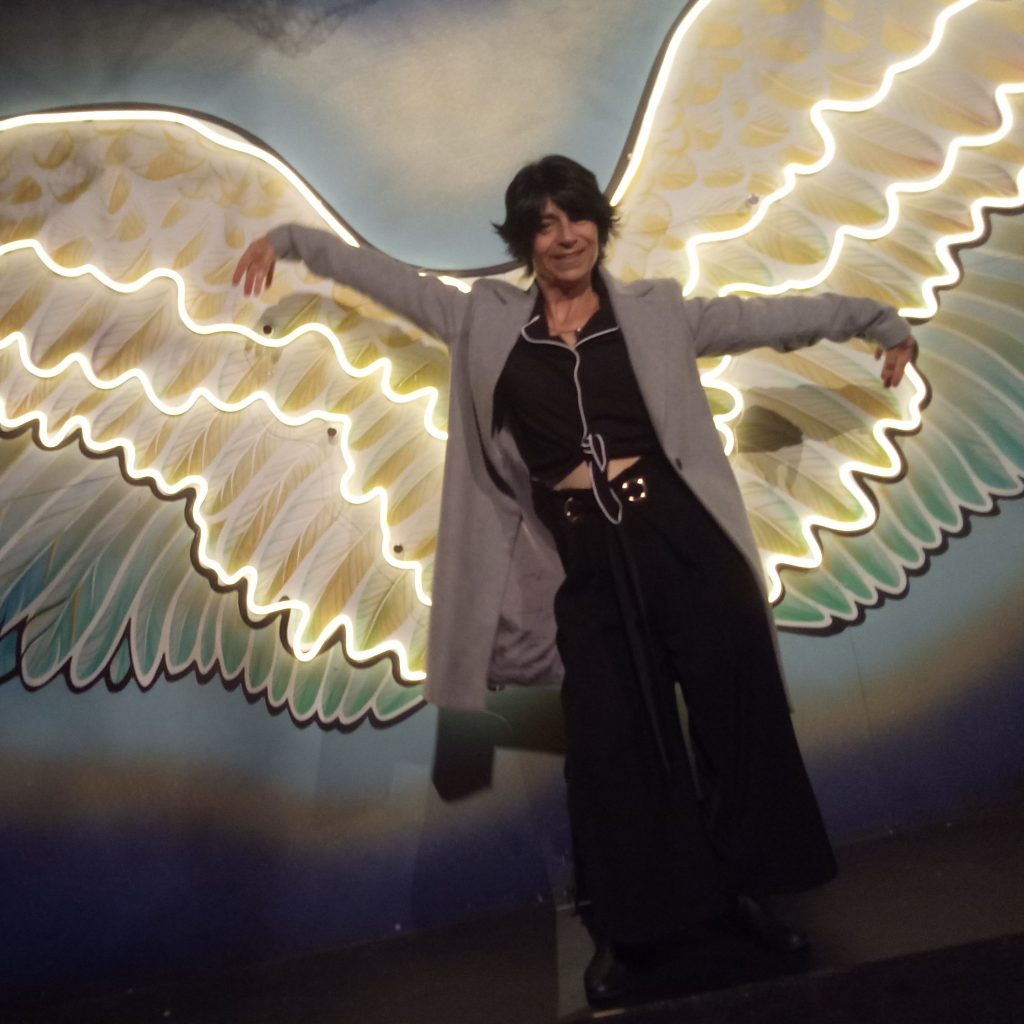 Gabrielle wears currently her angel wings