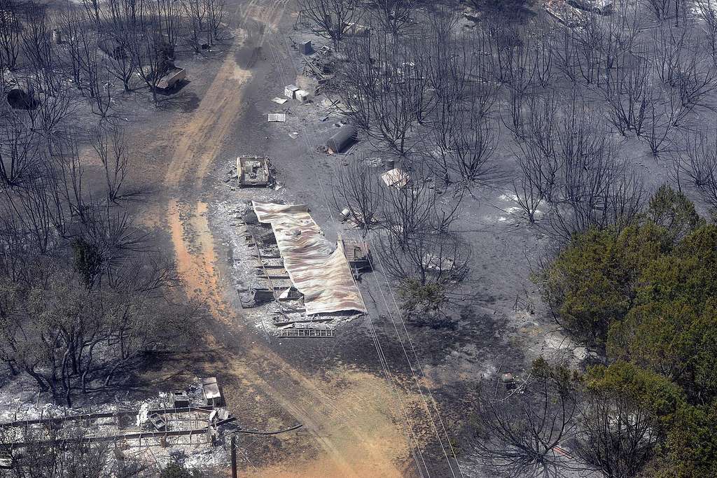 texas national guard UH 60 black hawks respond to help